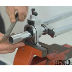 Guide De Sciage Super B Pour Pivot De Fourche 8 Guide De Sciage Super B Pour Pivot De Fourche -Pièces Détachées Vélo guide de sciage super b pour pivot de fourche full 4