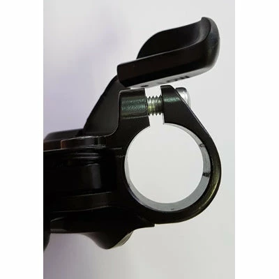 Levier Frein Et Dérailleur 3 Vitesses 4 Doigts Noir Shimano 8 Levier Frein Et Dérailleur 3 Vitesses 4 Doigts Noir Shimano – Image 6